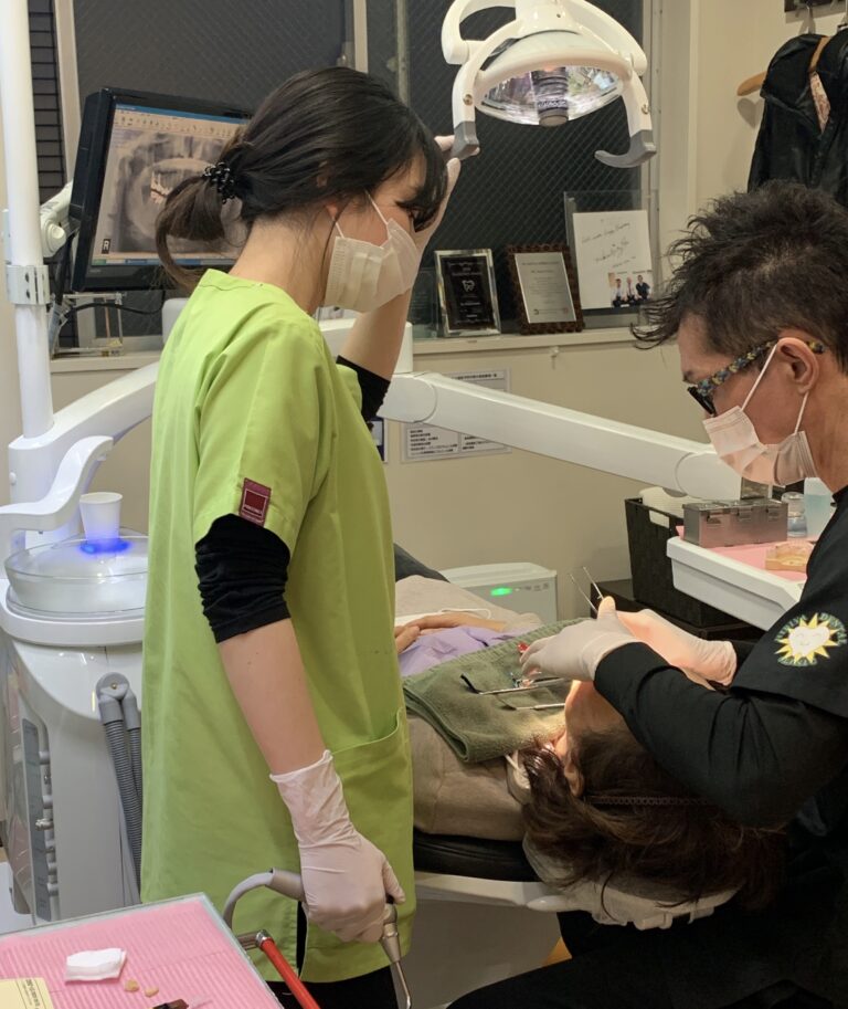 頑張って研修してます!!!