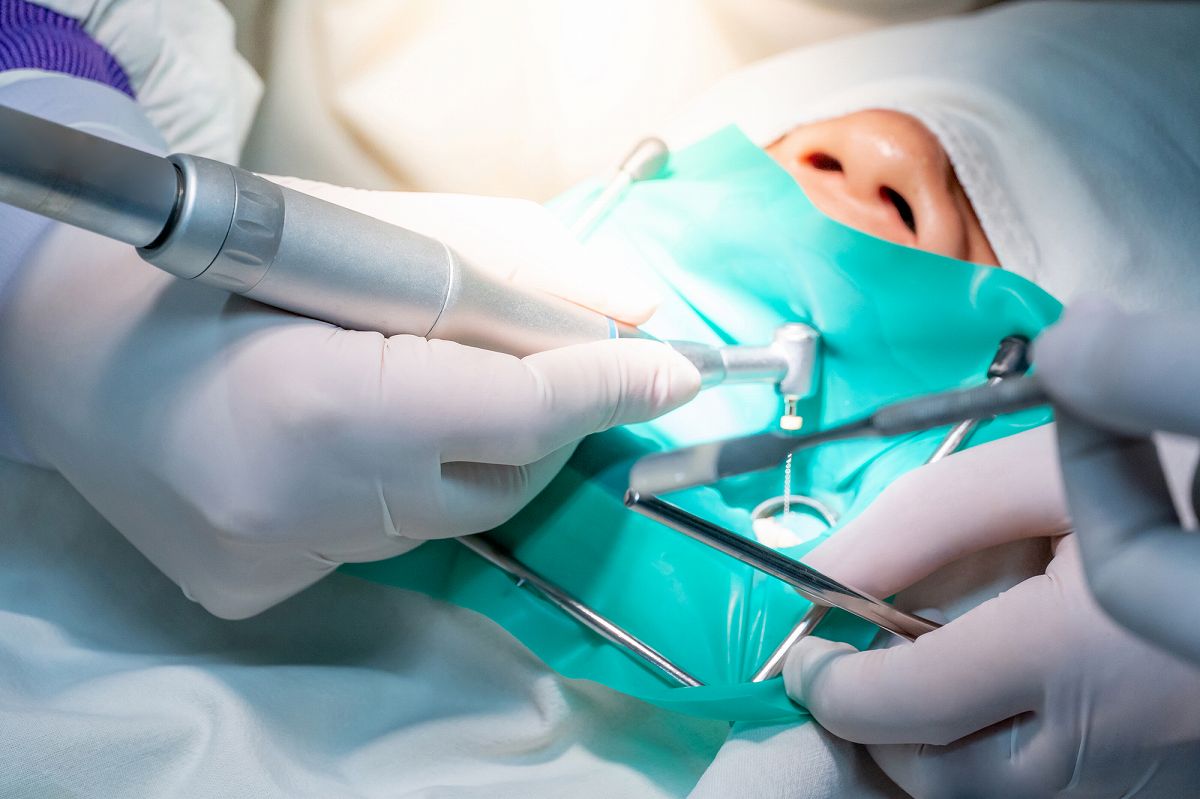 細菌感染対策に役立つ「ラバーダム」