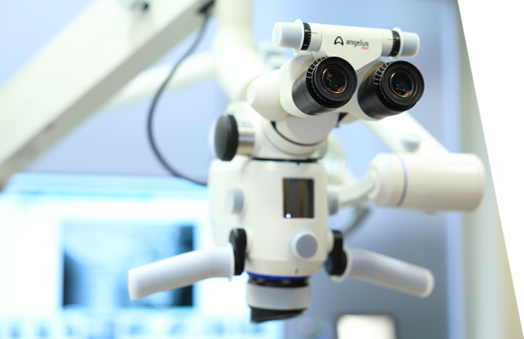 保険・自費診療問わず拡大視野下で可能な限り歯を残す精密治療