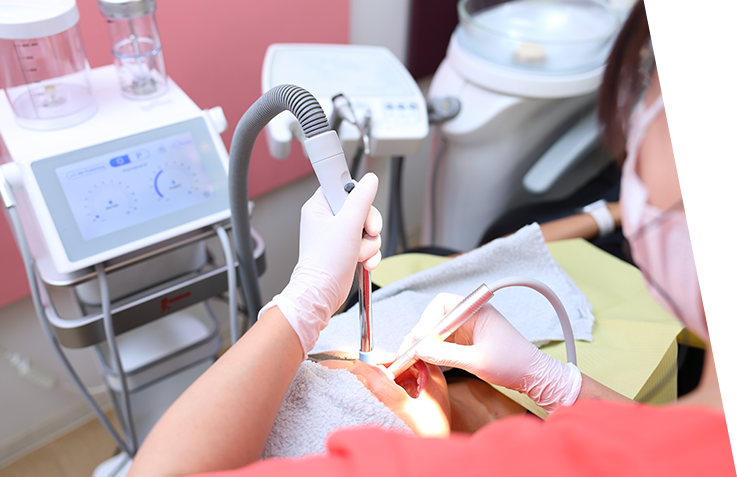 経験豊富な歯科衛生士のよる歯・歯茎にやさしいメインテナンス